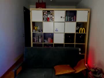 girl
        meow_k1tty cam image #86749