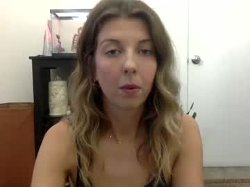 girl
        charliexxx0 cam image #36498