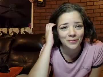 girl
        miaelizabethlove cam image #114872