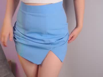 girl
        aryanalarsen cam image #107816