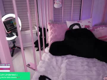 girl
        crimsonkitten cam image #15547