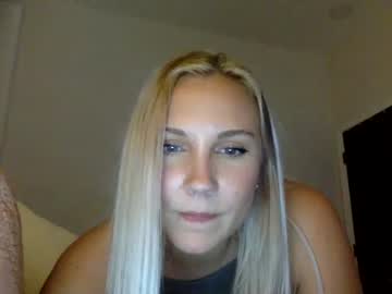 girl
        dreag3011 cam image #15642