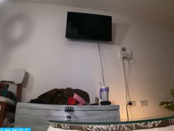 girl
        the_pussy_boulevard cam image #6352