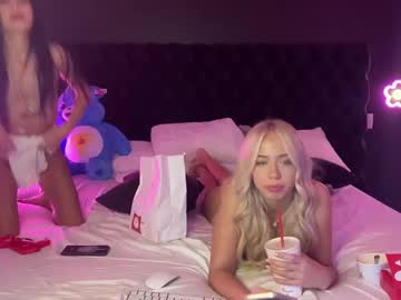 girl
        miagrayxx cam image #212530