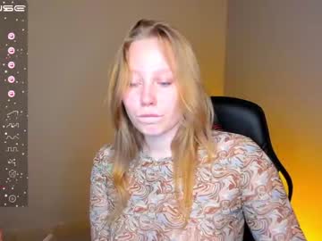 girl
        kiraz_erchel cam image #132762