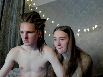 couple
        surfsexcouple cam image #62947