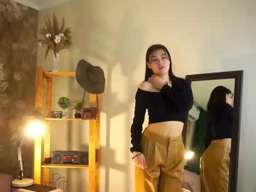 girl
        _kim_su_hen_ cam image #206036