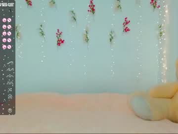 girl
        beauty__18 cam image #76166
