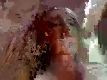 couple
        newdiscovery cam image #99399