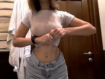 girl
        michael_pors cam image #48461