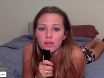 girl
        okkshea cam image #41072