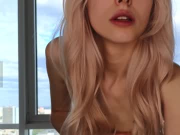 girl
        darelleclive cam image #168706
