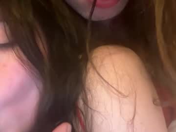 couple
        kittyanddaddy42069 cam image #240766