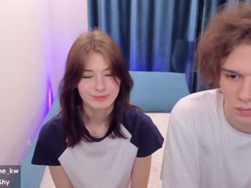 girl
        kimwaynekw cam image #4901